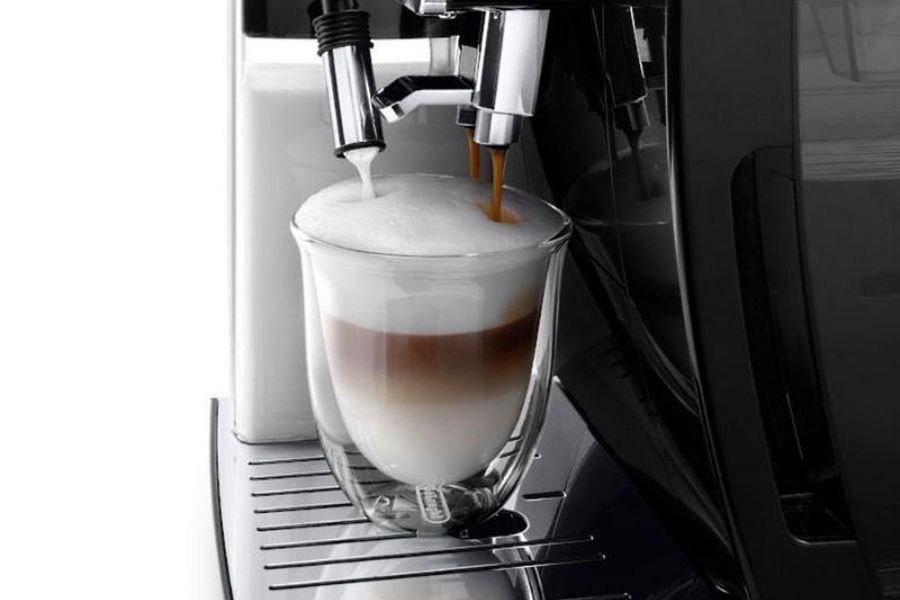 DeLonghi Dinamica Plus Review - Milk Frothing Performance