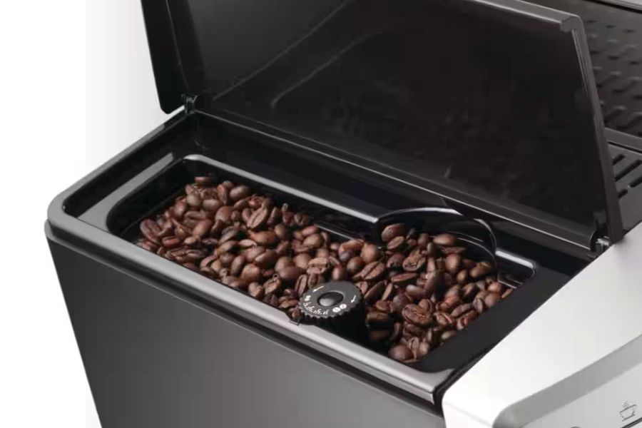 DeLonghi Magnifica ESAM3300 Review - Grinder and Bean Hopper